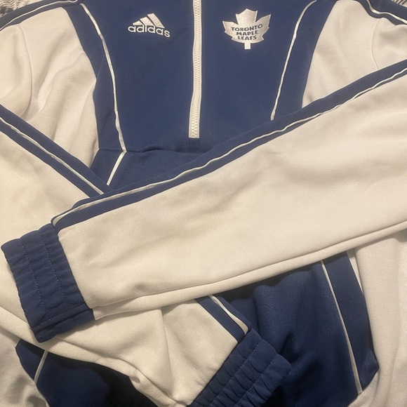 Toronto maple leaf sweater - Picture 4 of 4